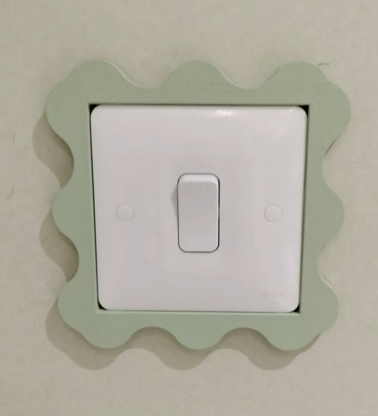 DIY Decorative Wave Socket Surround 6mm MDF Single
