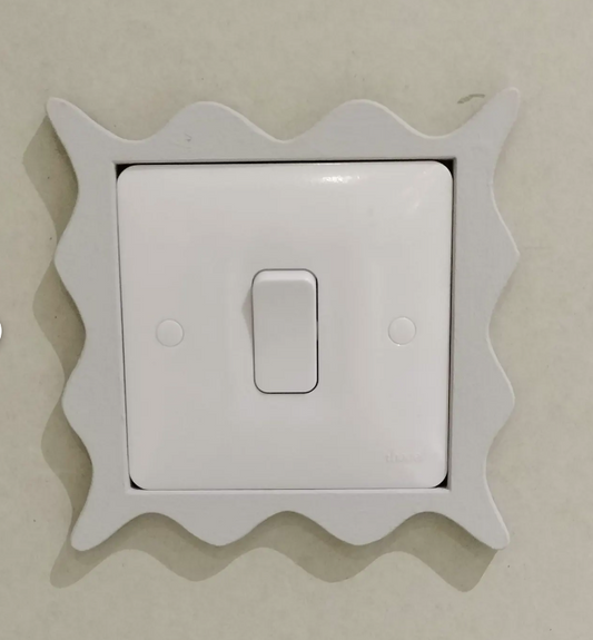 DIY Decorative Wiggle Socket Surround 6mm MDF Single